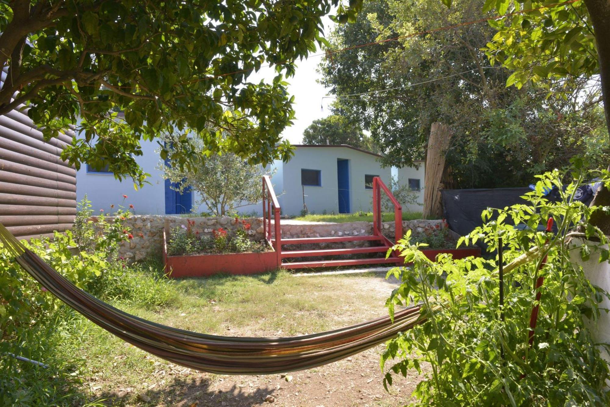 The Sea Turtle Camp Ξενοδοχείο Dhërmi Εξωτερικό φωτογραφία